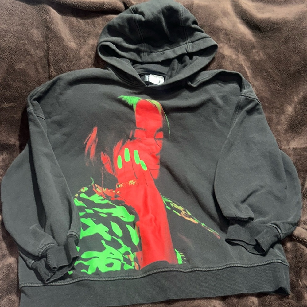 BILLIE ELLISH BlLACK HOODIE. Size Small.